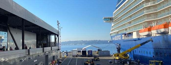 Pier 91 - Smith Cove Terminal is one of Tempat yang Disukai Jack.