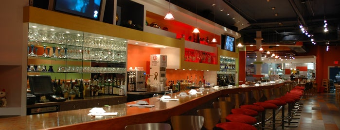 Fuji1546 Restaurant & Bar is one of South Shore Favorites.