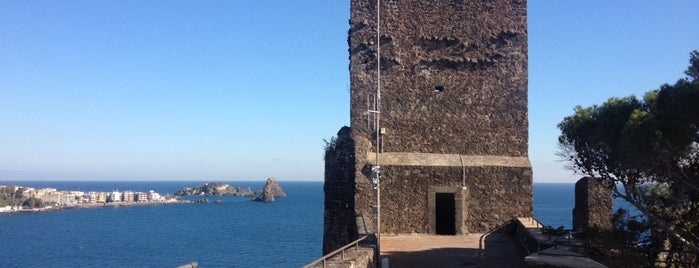Castello di Aci is one of #myhints4Sicily.