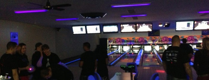 Crest Hill Lanes is one of Favorites.
