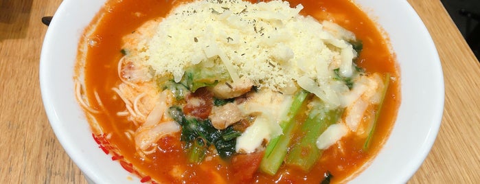 太陽のトマト麺 is one of トマトラーメン / Tomato Ramen.