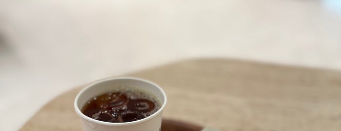 ‏Ajam Coffee is one of القهاوي اللي رحت لها.