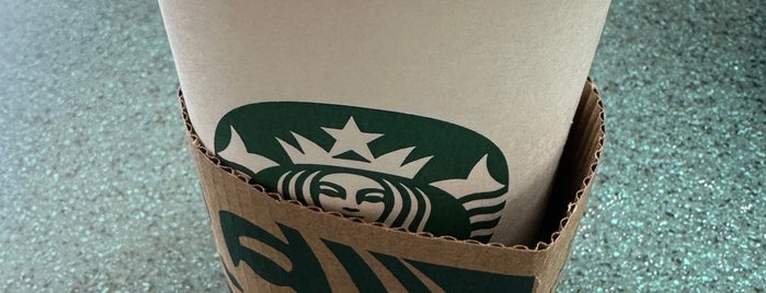 Starbucks is one of Yes car rental: сохраненные места.
