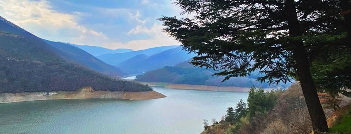 Doğancı Barajı is one of Lieux qui ont plu à yasar.