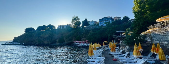 Andaç Beach is one of Sinop Gezisi.