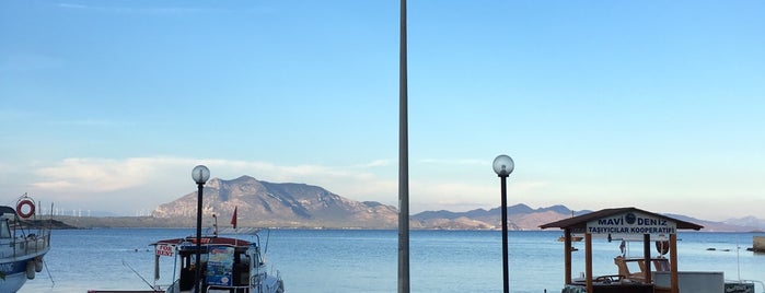 Mırmır Cafe Bar is one of Datça.