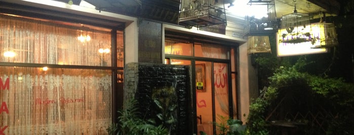Mak-yah Restaurant is one of Halal Food in Bangkok.