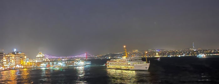 Ortaköy Istanbul is one of İstanbulda Merak Ettiğim Yerler :).