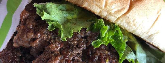 BurgerFi is one of San Antonio: Four Stars.