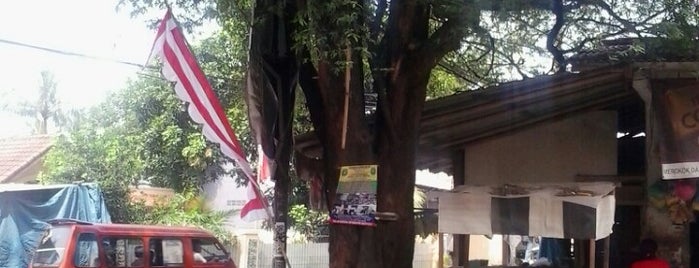 POHON ASEM KEMANGSARI JATIBENING BARU is one of Guide to Bekasi's best spots.