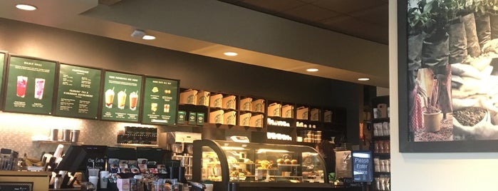 Starbucks is one of Bart 님이 좋아한 장소.