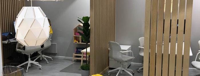 IKEA Planning Studio is one of Indrėさんのお気に入りスポット.
