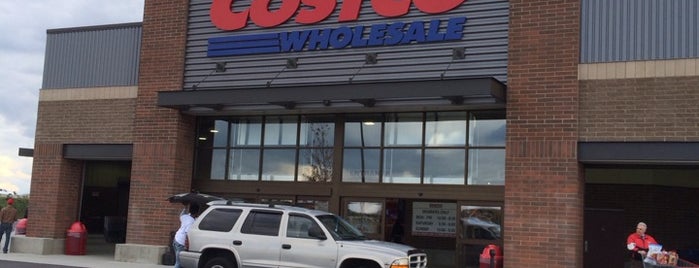Costco Wholesale is one of Fat Pepeさんのお気に入りスポット.