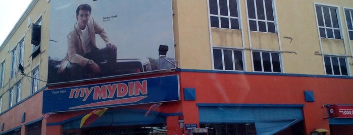 Mydin Mart is one of Shop Here. Shopping Places, MY #5.