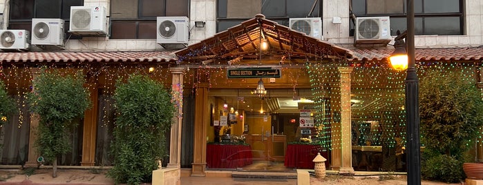 Darbar Indian Cuisine is one of دد.