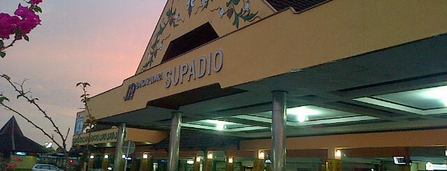 Bandar Udara Internasional Supadio (PNK) is one of Airports in Indonesia.