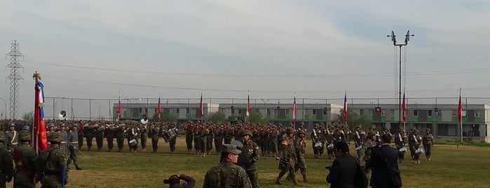 Campo Militar Peñalolen is one of Locais curtidos por Pedro.