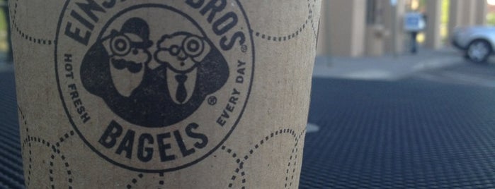 Einstein Bros Bagels is one of Patty : понравившиеся места.