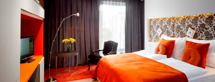 Hotel UNIC Prague is one of Tempat yang Disukai Genie.