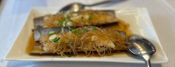 Jumbo Seafood Restaurant is one of The 15 Best Places for Crab in Singapore.