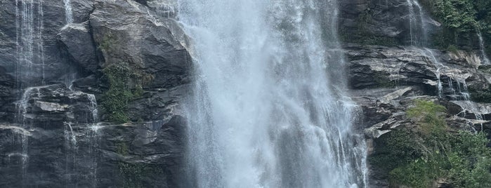 Wachirathan Waterfall is one of Chiangmai.