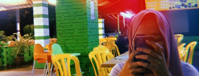 Hafiz Tomyam is one of Makan @ Shah Alam/Klang #5.