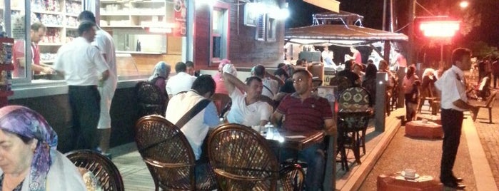 Rastlantı Cafe & Restaurant is one of Locais salvos de Fts.