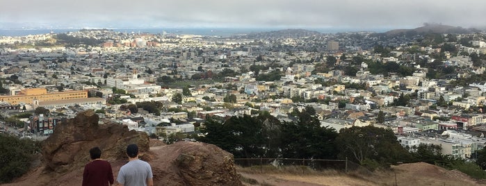 Corona Heights Park is one of Andrew’s Liked Places.