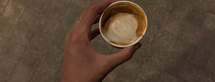 PEÁKS is one of Riyadh coffee.