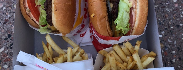 In-N-Out Burger is one of สถานที่ที่บันทึกไว้ของ Ed.
