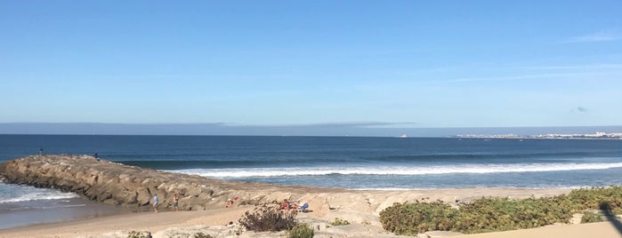 Praia do Norte is one of Surfing-2.