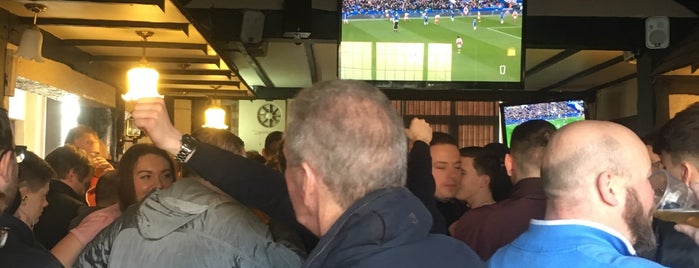 Royal Oak is one of Fulham Away Match Pubs.