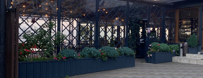 Restaurant Panoramic is one of RO.
