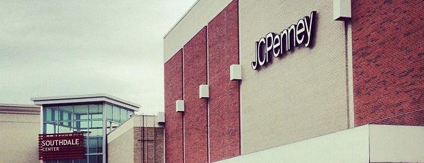 JCPenney is one of Lugares favoritos de Lori.