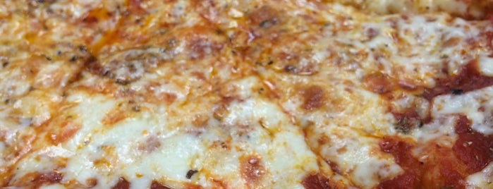 Pizza Stop is one of Summer 님이 좋아한 장소.