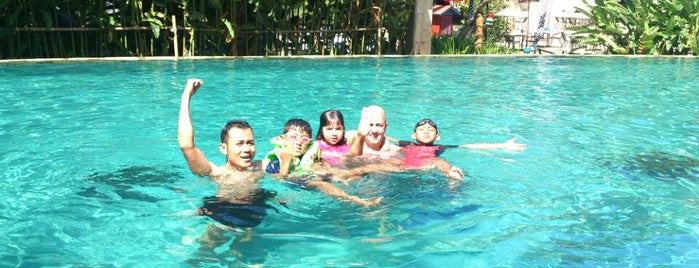 Lor In Swimming Pool is one of Indonesia.