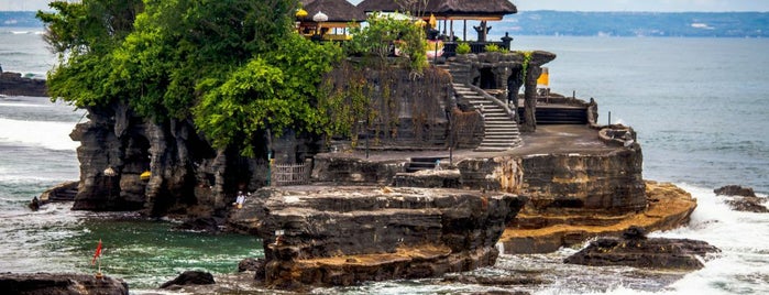Pantai Tanah Lot is one of Beautiful Beaches in Bali.