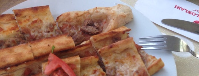 Arzu Pide & Kebap is one of Lieux qui ont plu à Seçil.