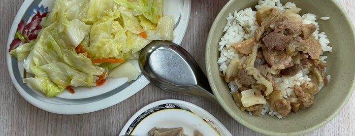 郭家雞肉飯 is one of Chiayi.