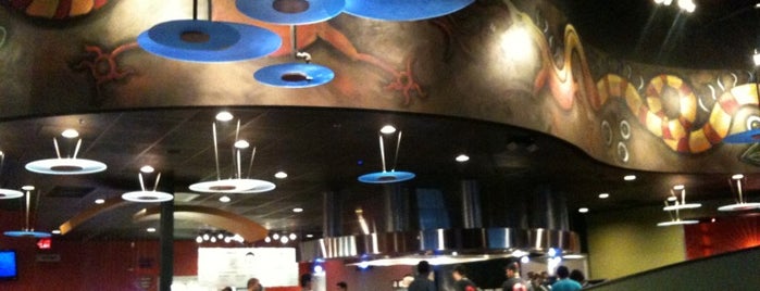 HuHot Mongolian Grill is one of Lugares favoritos de Vicky.