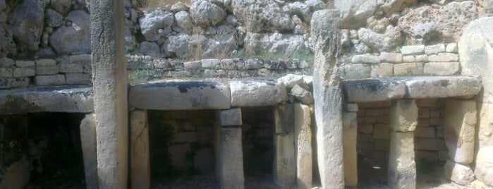 Ġgantija Temples is one of Malta.