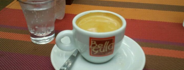 Bella Gula is one of Cafeterias e confeitarias em Porto Alegre.