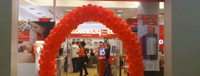 Vodafone is one of KÖKI Terminál.