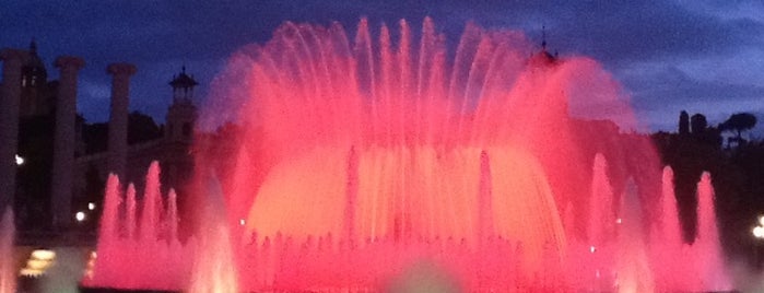 Magic Fountain of Montjuïc is one of Most beautiful Fontains in Barcelona.