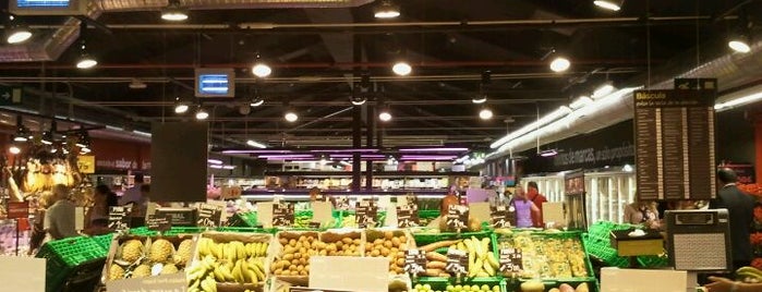 Carrefour Market is one of Lieux qui ont plu à Kiberly.