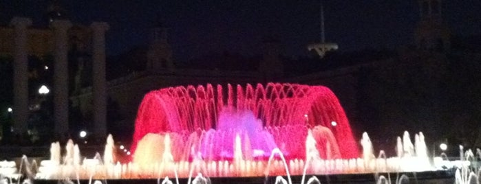 Magic Fountain of Montjuïc is one of Barcelona Place I visited.