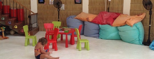 Kids Club is one of Lugares favoritos de Mona.