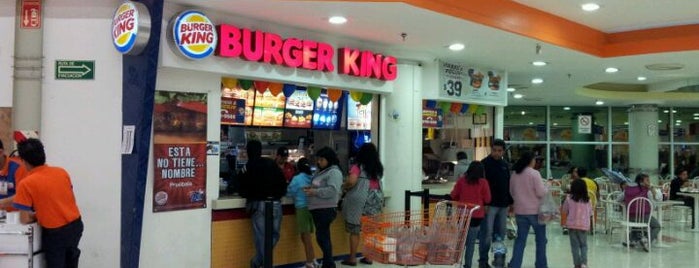 Burger King is one of Orte, die Natalia gefallen.
