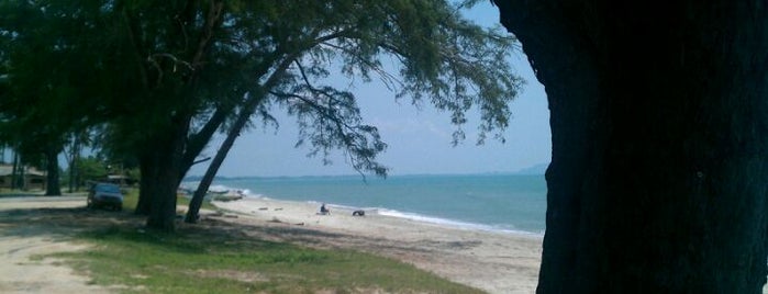 Pantai Beserah is one of Islands & Beaches of Malaysia.