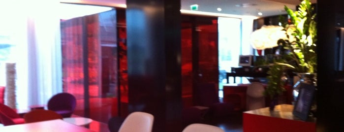 citizenM Schiphol Airport is one of Budeco's favorite co-working places.